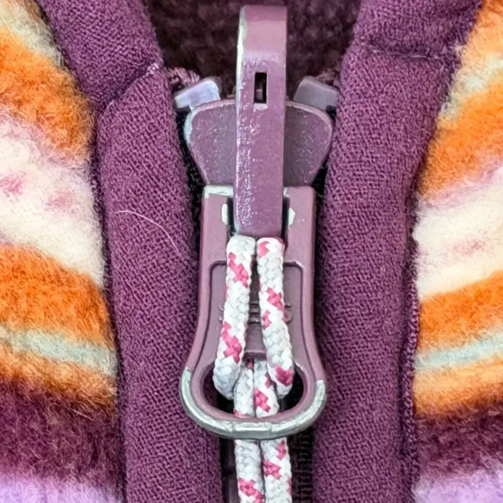 HOOEY Girls' Serape Striped Print Reversible Zip Up Western Fleece Vest, Medium